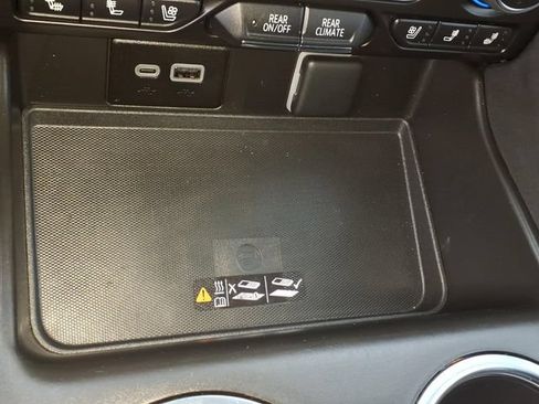 Certified 2024 Chevrolet Tahoe Premier AWD/4WD image 21