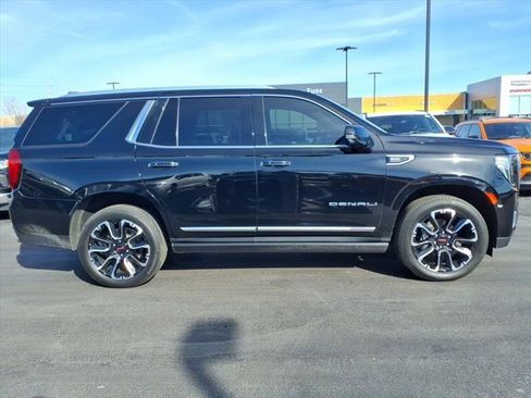 Used 2023 GMC Yukon Denali w/ Max Trailering Package image 30