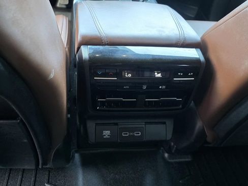 Used 2022 Acura MDX SH-AWD w/ Technology Package image 12