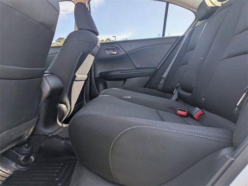 Used 2015 Honda Accord Sport image 13