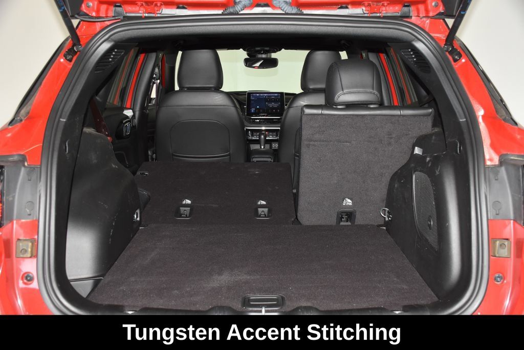 Used 2023 Jeep Compass High Altitude AWD/4WD image 29