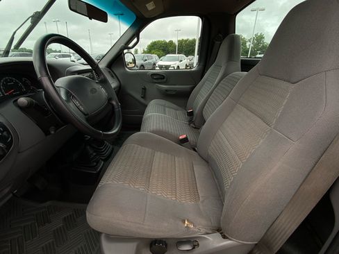 Used 2001 Ford F150 4x4 Regular Cab image 8