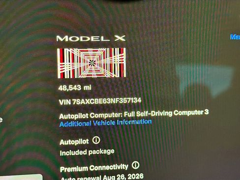 Used 2022 Tesla Model X Plaid image 8