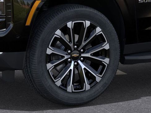 New 2026 Chevrolet Suburban High Country image 9