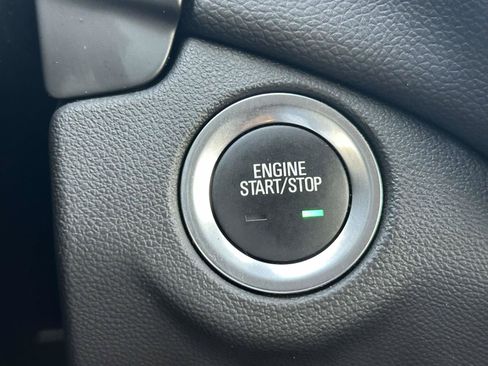 Used 2024 Chevrolet Equinox LT AWD/4WD image 24