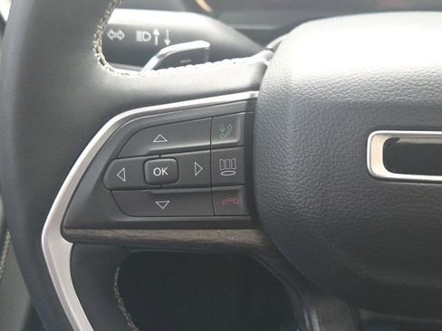 Used 2023 Jeep Grand Cherokee L Limited w/ Luxury Tech Group II image 42