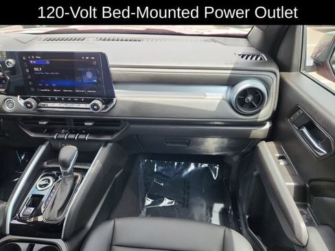 Used 2026 Chevrolet Colorado LT w/ LT Convenience Package AWD/4WD image 24