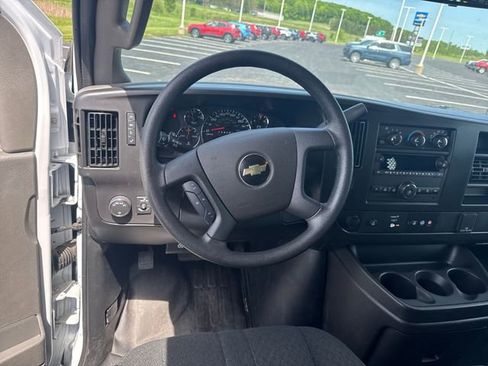 Used 2025 Chevrolet Express 2500 w/ Driver Convenience Package RWD image 15