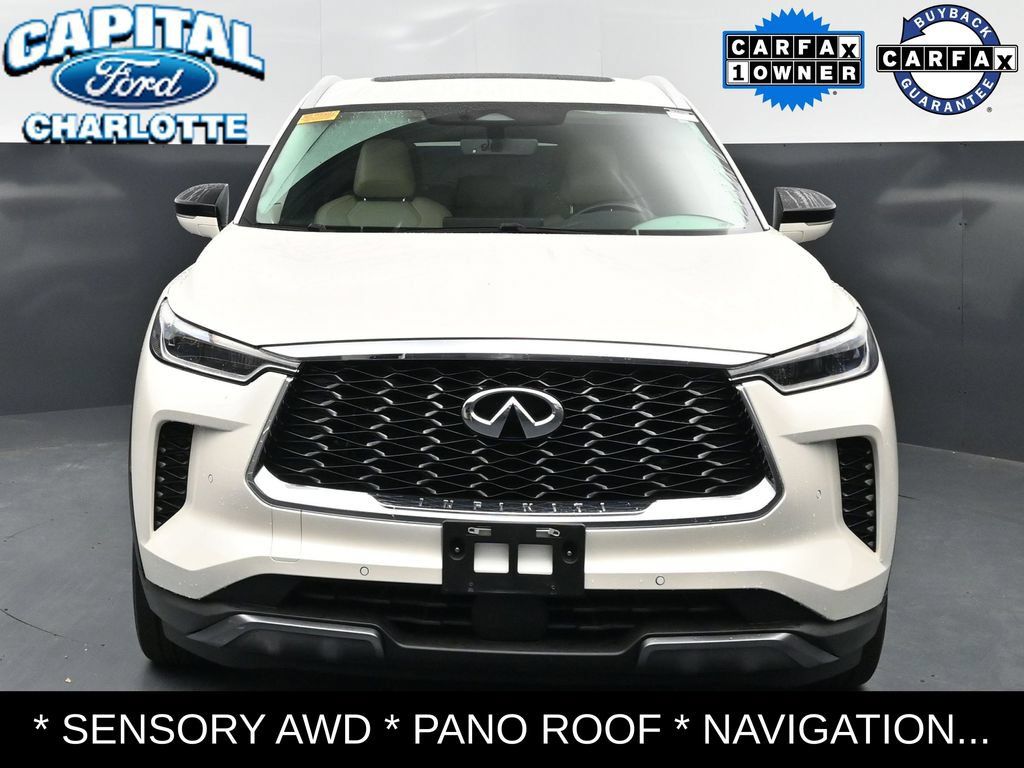 Used 2023 INFINITI QX60 Sensory AWD/4WD image 2