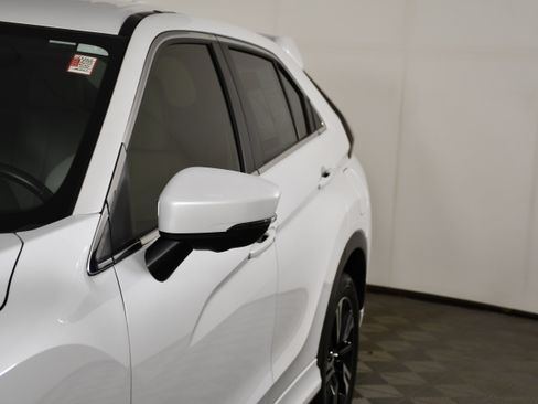 Used 2023 Mitsubishi Eclipse Cross SEL AWD/4WD image 13