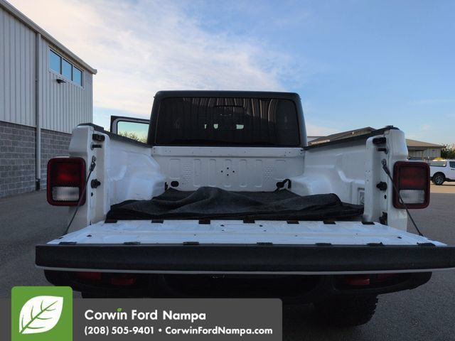 Used 2020 Jeep Gladiator Rubicon w/ Trailer Tow Package AWD/4WD image 27