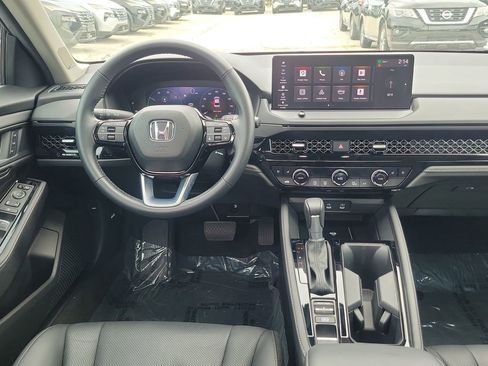 Used 2024 Honda Accord Touring image 21