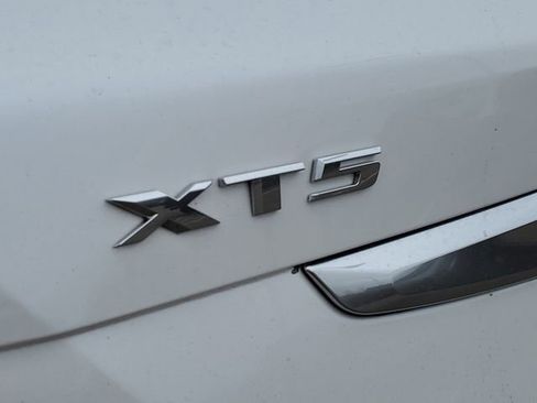 Used 2021 Cadillac XT5 Premium Luxury AWD/4WD image 34