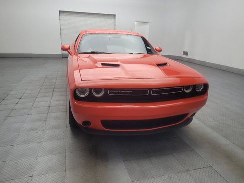 Used 2019 Dodge Challenger SXT RWD image 14