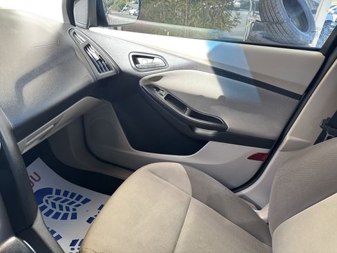 Used 2013 Ford Focus SE image 24