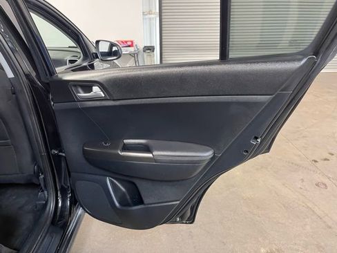 Used 2022 Kia Sportage LX FWD image 14
