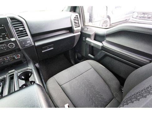 Used 2018 Ford F150 XLT w/ Equipment Group 302A Luxury AWD/4WD image 13