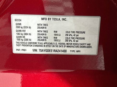 Used 2024 Tesla Model Y Long Range AWD/4WD image 12