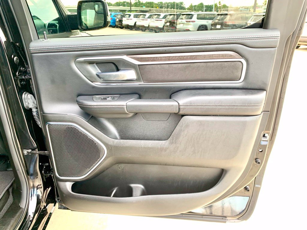Used 2026 RAM 1500 Laramie AWD/4WD image 43