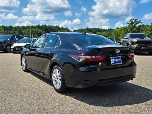 Used 2023 Toyota Camry LE FWD image 3