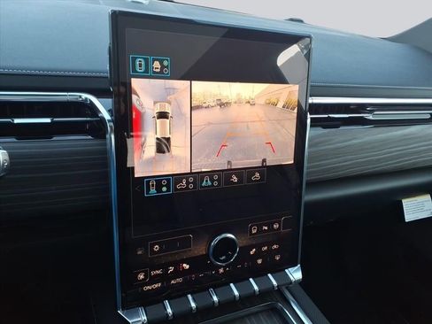 New 2025 GMC Sierra EV Denali AWD/4WD image 9