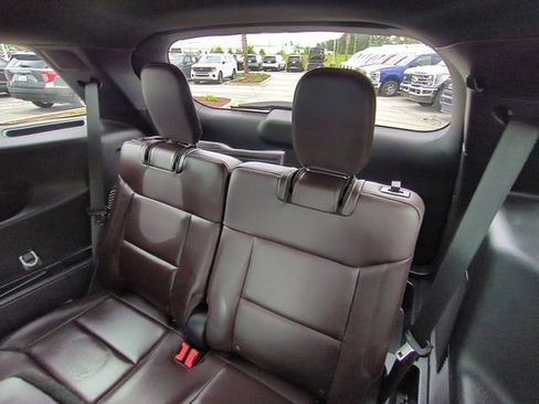 Used 2025 Ford Explorer Platinum w/ Ultimate Package AWD/4WD image 14