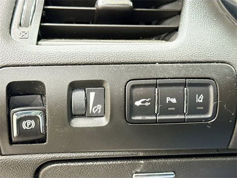 Used 2014 Chevrolet Impala LTZ image 12