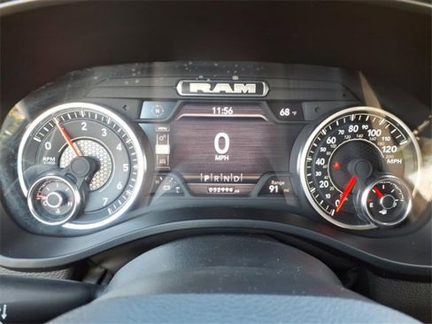 Used 2024 RAM 1500 Laramie image 15