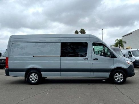 New 2024 Mercedes-Benz Sprinter 2500 image 23