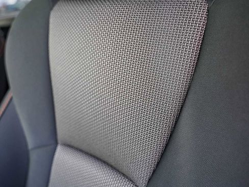 Used 2019 Subaru Crosstrek 2.0i Premium w/ Popular Package #3 image 21