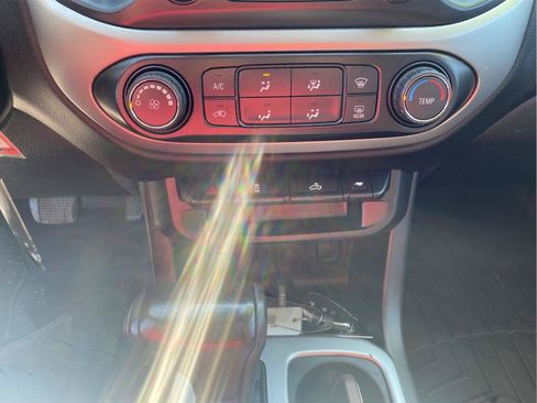 Used 2016 Chevrolet Colorado LT w/ LT Convenience Package AWD/4WD image 27