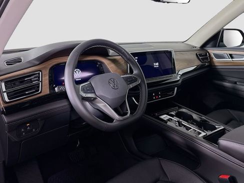 New 2026 Volkswagen Atlas SE AWD/4WD image 9