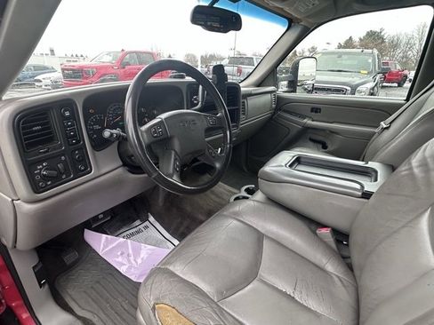 Used 2005 GMC Sierra 1500 SLE w/ Light Duty Power Package image 13