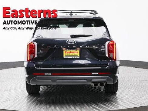 Used 2023 Hyundai Palisade Limited image 6