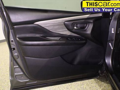 Used 2018 Nissan Murano S FWD image 26