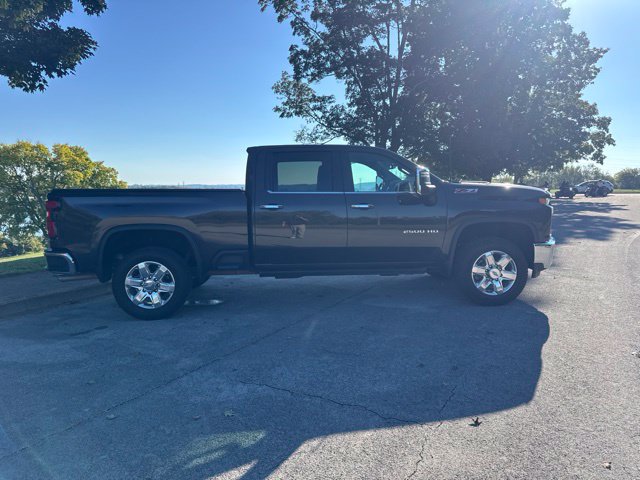 Used 2020 Chevrolet Silverado 2500 LTZ w/ LTZ Premium Package AWD/4WD image 8