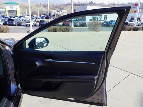 Certified 2023 Toyota Camry XLE image 22