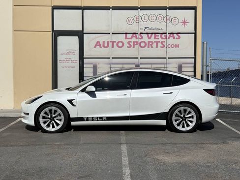 Used 2023 Tesla Model 3 Standard Range RWD image 5