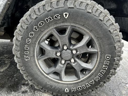 Used 2022 Jeep Wrangler Unlimited Sport image 5