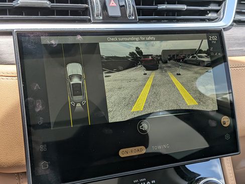 Used 2022 Jaguar F-PACE S AWD/4WD image 33