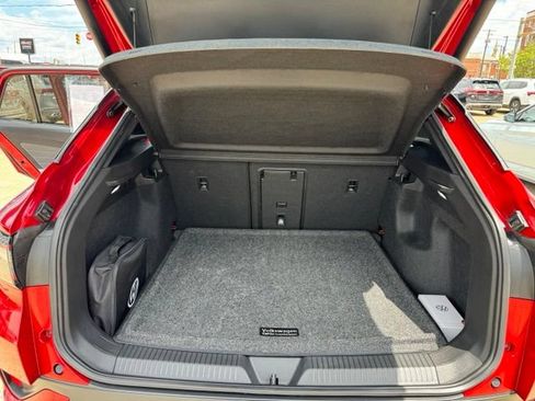 Certified 2024 Volkswagen ID.4 Pro S AWD/4WD image 10
