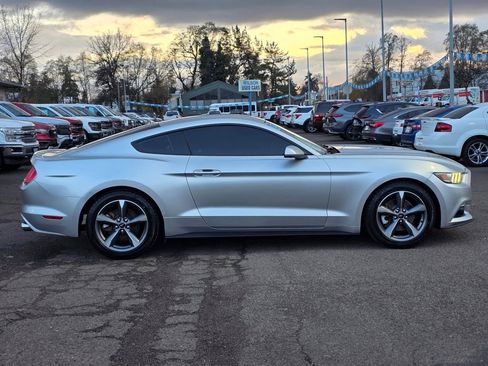 Used 2015 Ford Mustang Coupe w/ Equipment Group 051A image 5