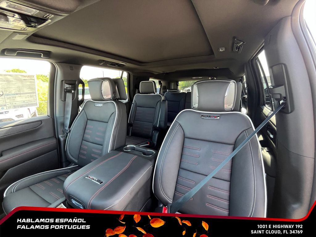 New 2026 GMC Yukon AT4 Ultimate AWD/4WD image 10