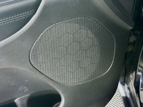 Certified 2021 Jeep Grand Cherokee Laredo image 25