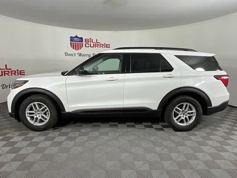 New 2026 Ford Explorer Active RWD image 6