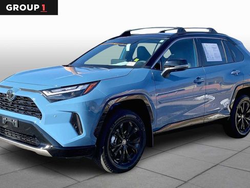 Used 2025 Toyota RAV4 XSE image 1