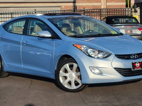 Used 2013 Hyundai Elantra Limited w/ Technology Pkg FWD image 4