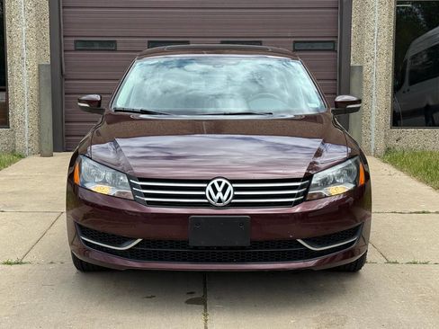 Used 2013 Volkswagen Passat 2.5 SE FWD image 2