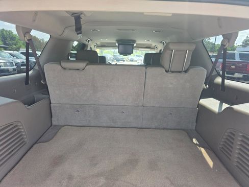 Used 2018 GMC Yukon XL SLT w/ HD Trailering Package RWD image 13
