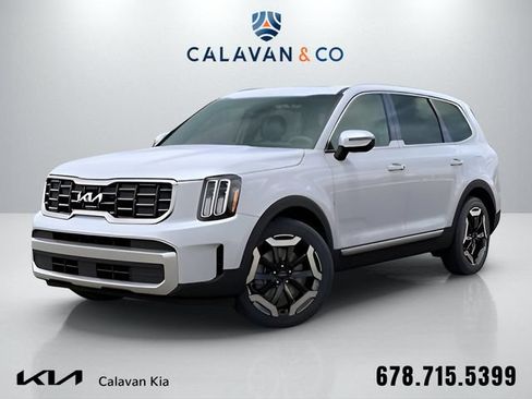 Used 2025 Kia Telluride S FWD image 1